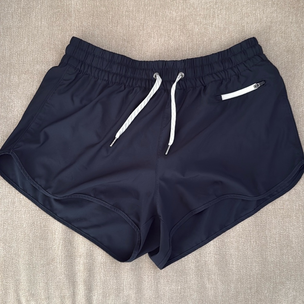Vuori clementine Athletic Shorts